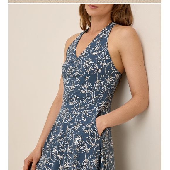Floral Blue Sleeveless Dress - Picture 4 of 6